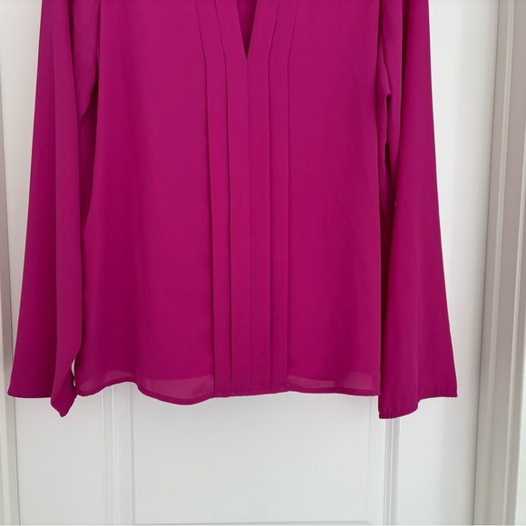 NWT Express Long Sleeve Notched Top Size L - Picture 4 of 7